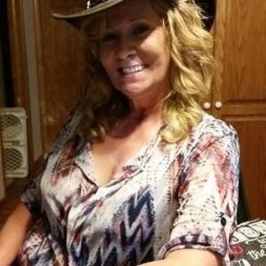 Meet your Posher, Karin