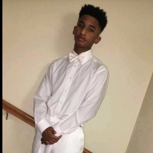 Meet your Posher, Leo