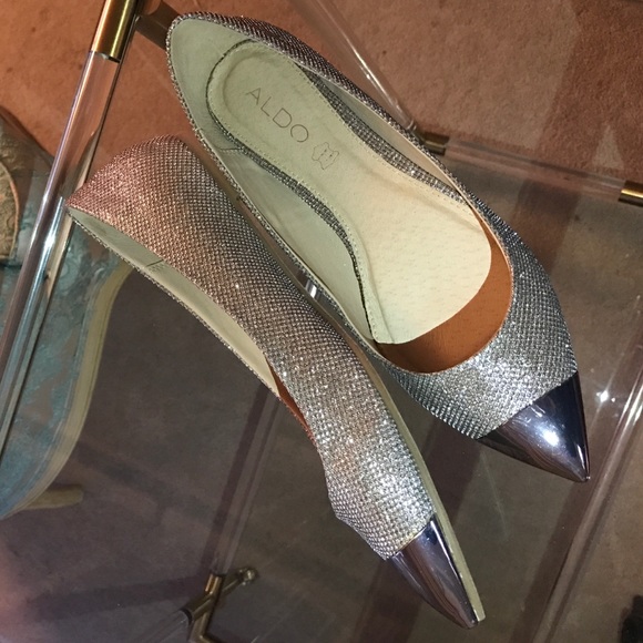 NEW Aldo size 9 sparkly flats w/ metallic point - Picture 2 of 6
