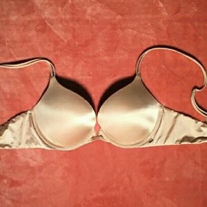 Victoria Secret  Very Sexy push-up bra