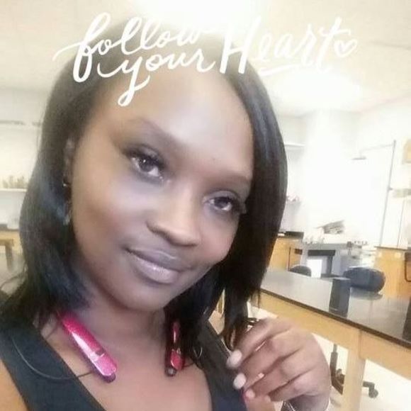 Meet your Posher, Shea