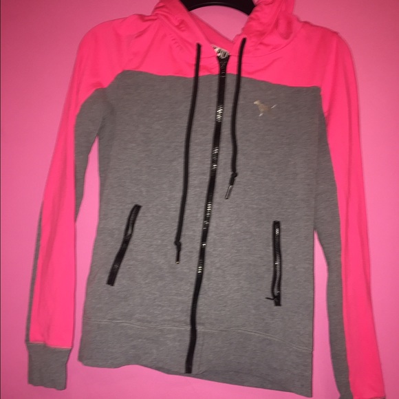 Pink vs small zipup sweatshirt