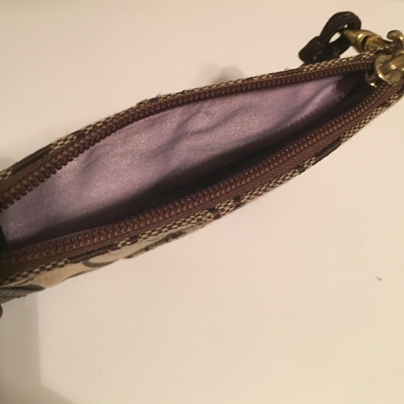 Coach Signature Coach wristlet - Picture 2 of 2