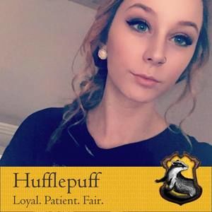 Meet your Posher, Karlee