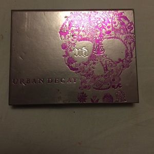 Urban Decay eyeshadow Pallette