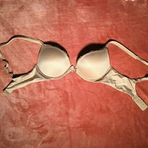 Victoria Secret Body by Victoria push-up