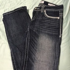 Daytrip Jeans Sz: 28L Style: Virgo Bootcut