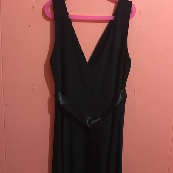 Women's Black Formal Dress Size 10 - Picture 4 of 4