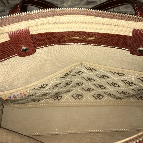 Dooney & Bourke purse - Picture 2 of 4
