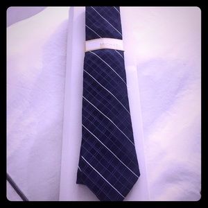 Michael Kors Brand New Men's Fashionable Tie