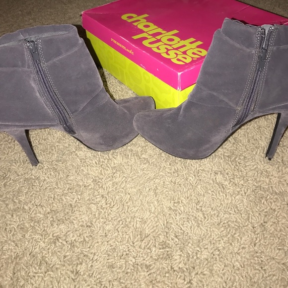 Grey Booties - Picture 3 of 5