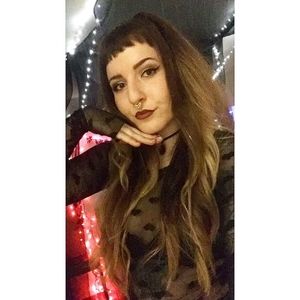 Meet your Posher, Alicia