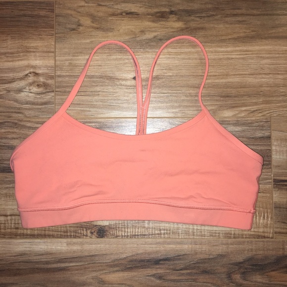 Peach lululemon sports bra