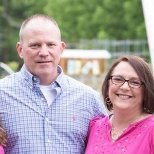 Meet your Posher, Lara