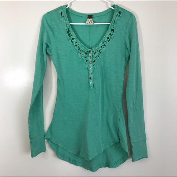 Free People lace crochet v neck long sleeves tee