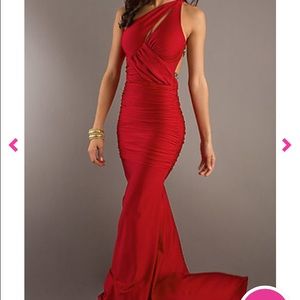 Sexy one shoulder red dress