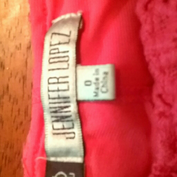 Jennifer Lopez shorts - Picture 3 of 3