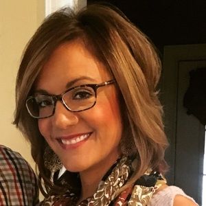 Meet your Posher, Hayley