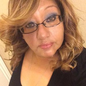 Meet your Posher, Cynthia