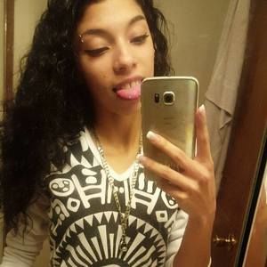 Meet your Posher, Jadé