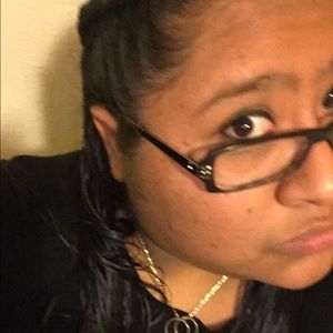 Meet your Posher, Marisela