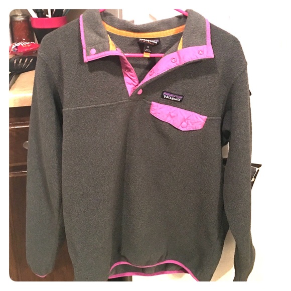 Gray and Purple Patagonia Pullover Sweatshirt