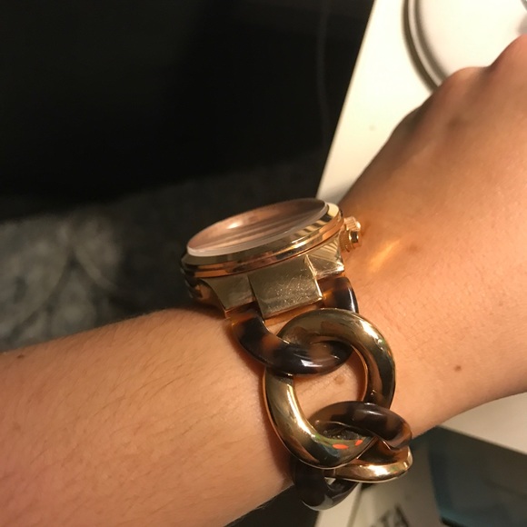 Michael Kors Runway Twist Chain Link Watch