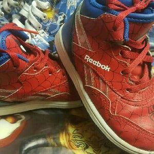 3 pair of boys snickers size 9