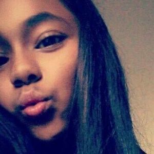 Meet your Posher, Monique