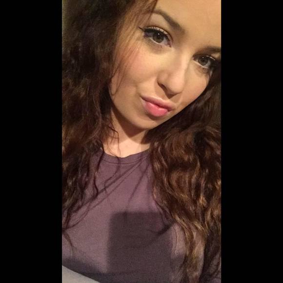 Meet your Posher, Molly - Picture 1 of 1