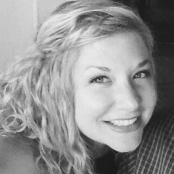 Meet your Posher, Elizabeth - Picture 1 of 1