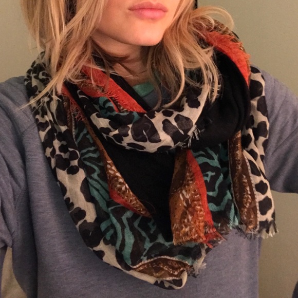 Infinity scarf