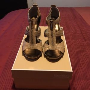 Gorgeous Michael Kors heels!