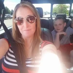 Meet your Posher, Stacy