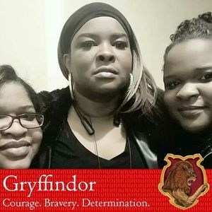 Meet your Posher, Cynthia