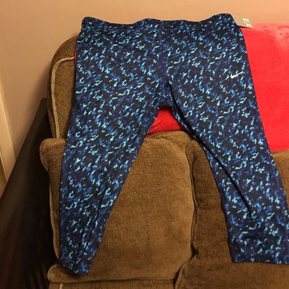 Brand New Active wear - Picture 2 of 4