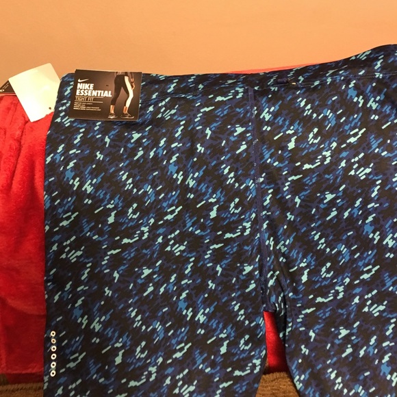 Brand New Active wear - Picture 3 of 4