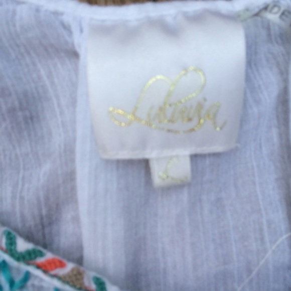 White Linen Tank - Picture 4 of 4
