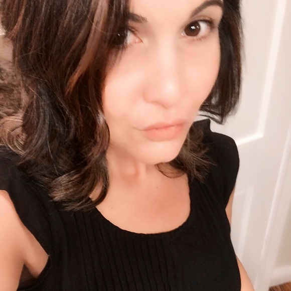 Meet your Posher, Michelle - Picture 6 of 6