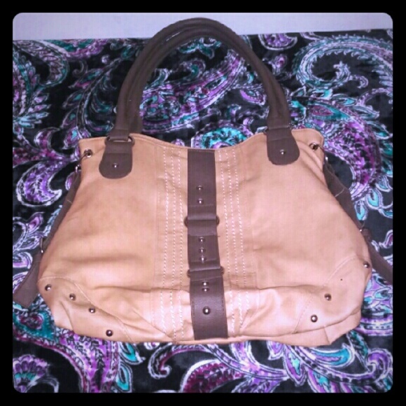 Gorgeous Tan Purse with Brown Straps