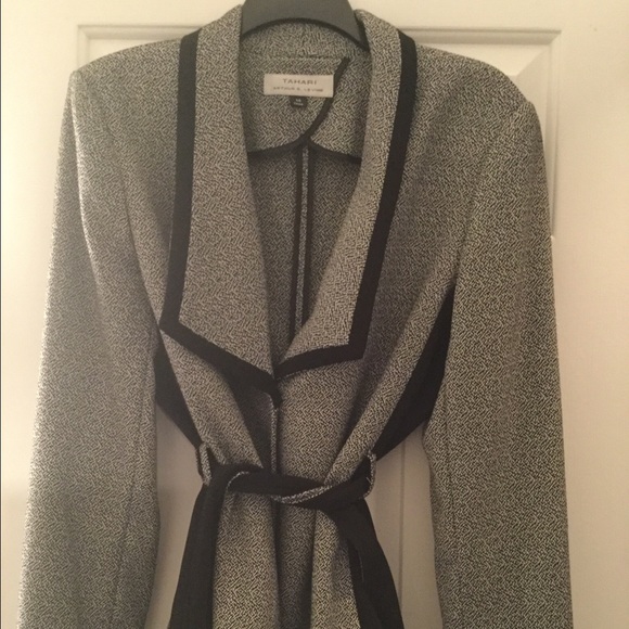 Tahari Tweed Black & White Blazer