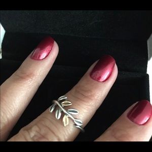 Pandora Ring! Excellent condition.