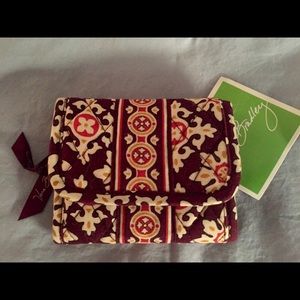 SOLD--NWT Vera Bradley Pocket Wallet