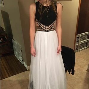 Black white prom dress