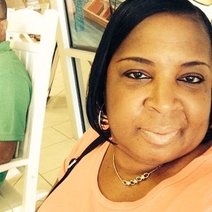 Meet your Posher, Brenda