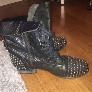 Steve Madden combat boots