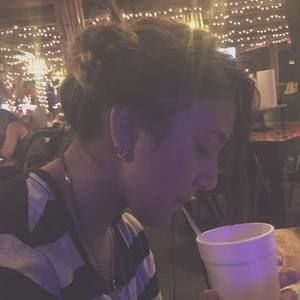 Meet your Posher, Ella