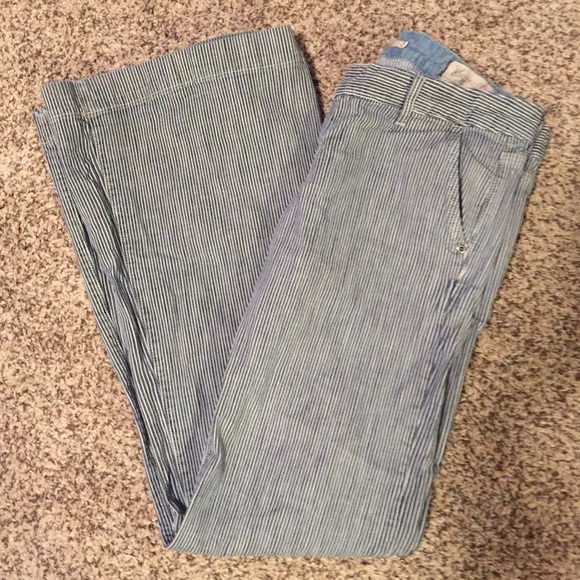 LAST CHANCE! Gap Engineer Jeans size 8 GUC