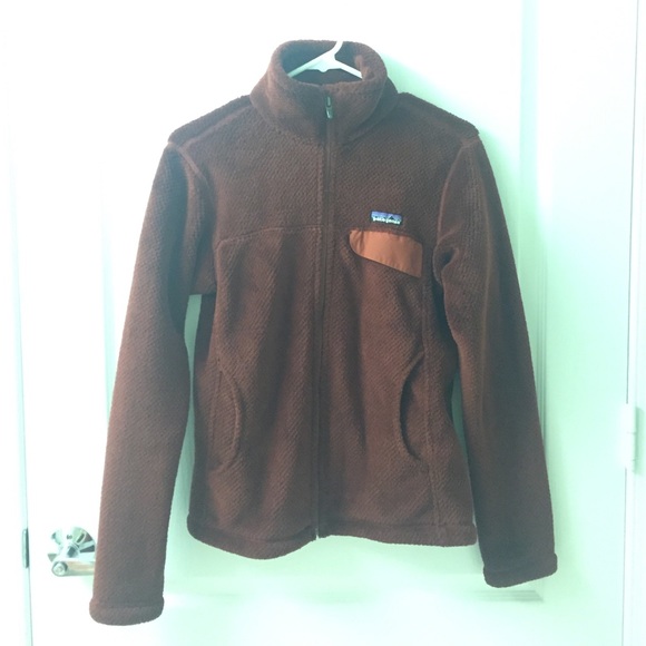 Deep Red Patagonia Fleece in Small