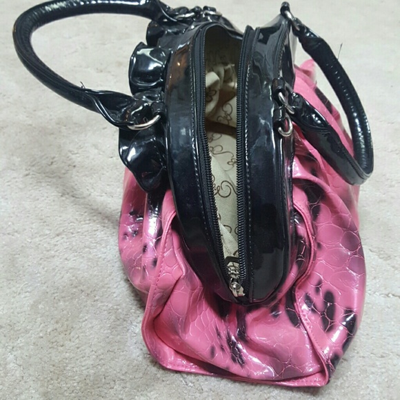 Purse - Picture 3 of 3